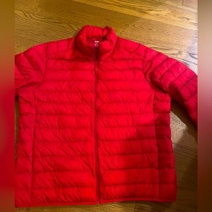 Uniqlo light weight down jacket
